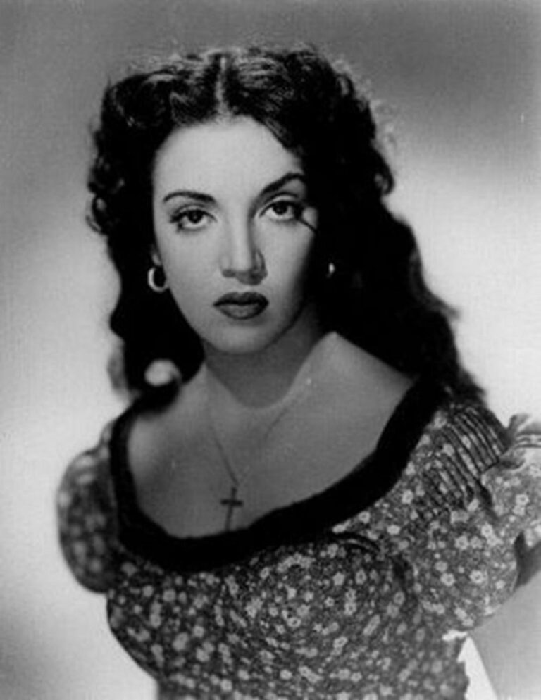 Katy Jurado portrait